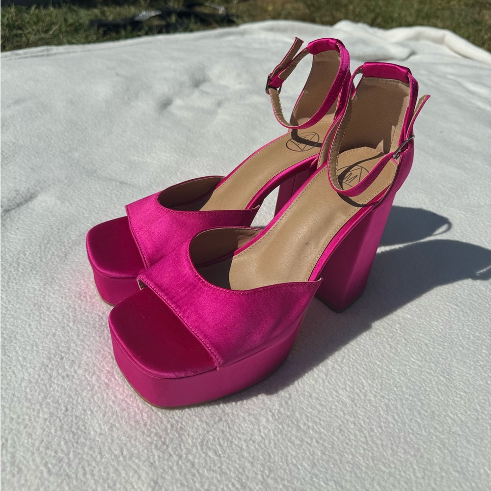 Missguided Pink Platform Pumps